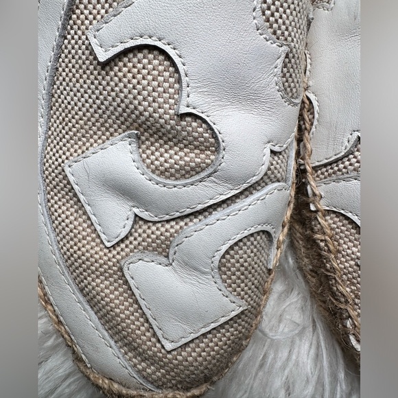 Tory Burch Lonnie espadrilles size 8.5 tan with cream colored logo on top - Picture 6 of 13